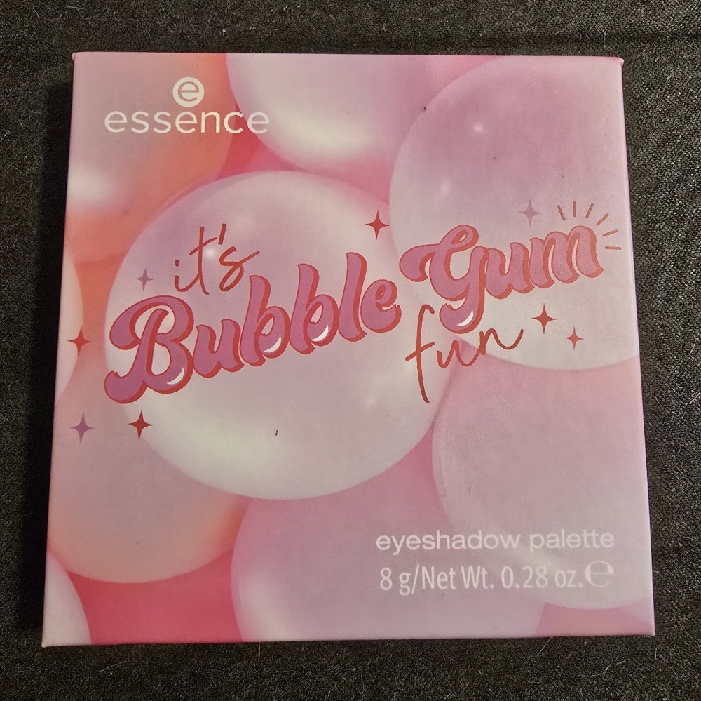 Essence Bubble Gum Fun Eyeshadow Palette